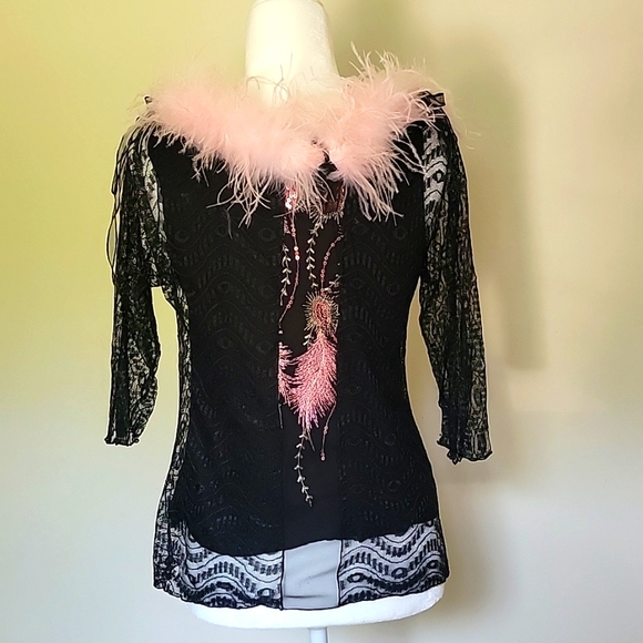 Lee Andersen Pink Boa Top - Picture 2 of 4